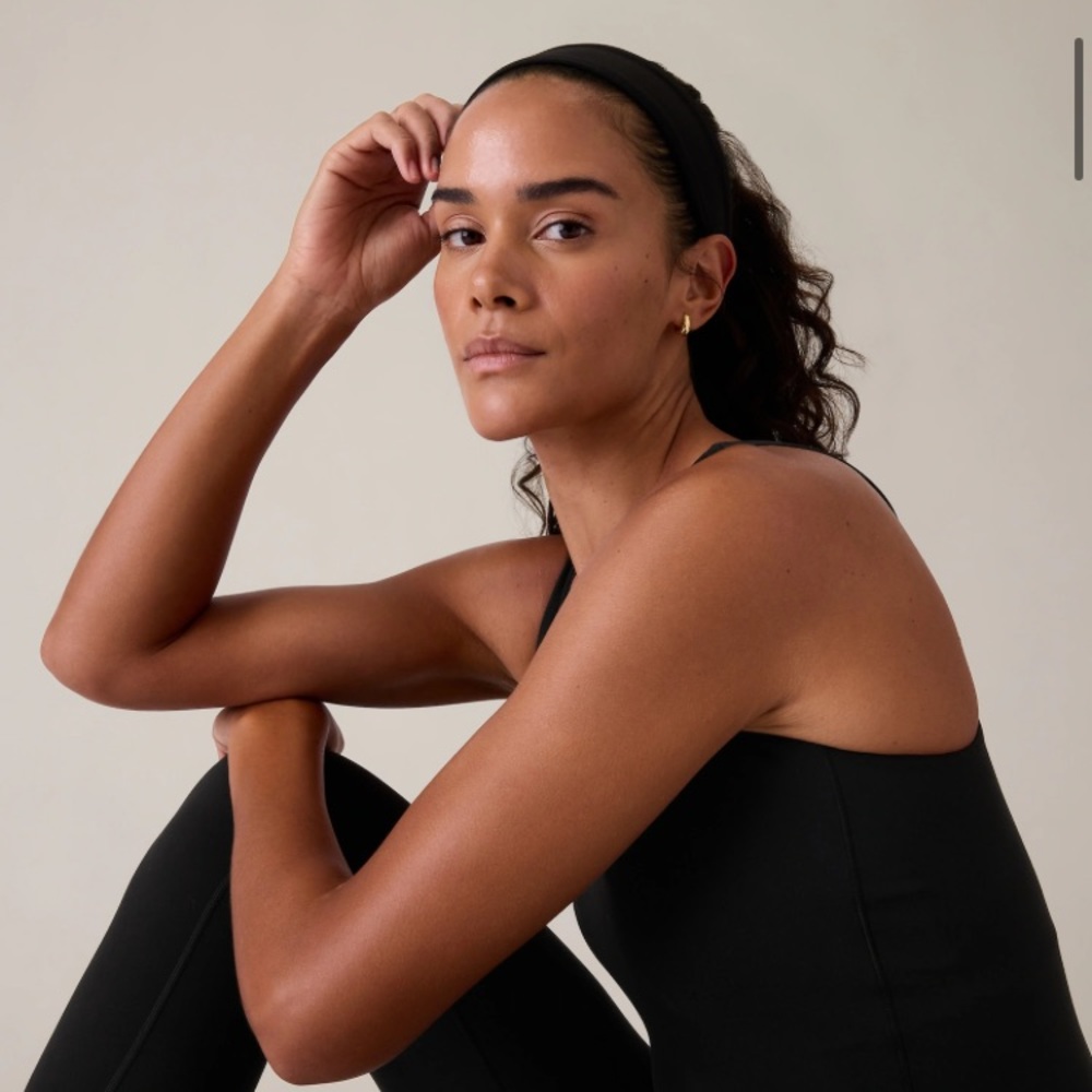 NEW Athleta Vital Headband in Black